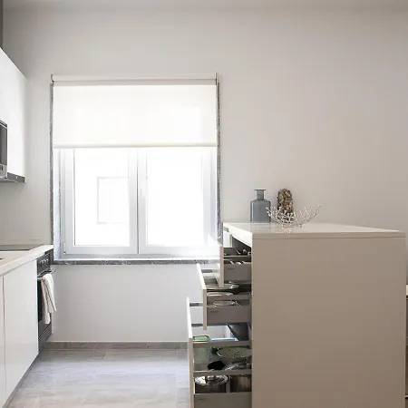 Campo De Ourique Modern Bright Apt With Ac شقة Lisboa