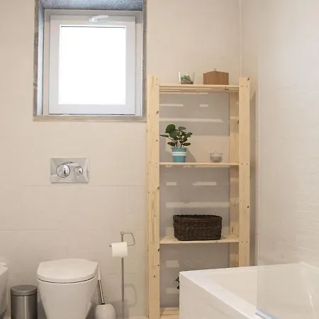 Campo De Ourique Modern Bright Apt With Ac